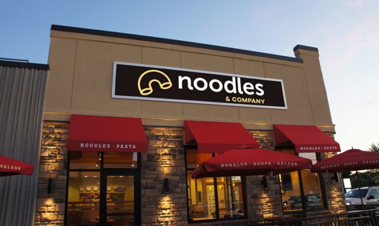 Picture of the exterior of a Noodles & Company franchise